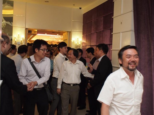 P9273706 (Large)